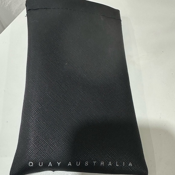 Quay Australia Almost Ready Oversized Sunglasses Ivory Brown Polarized. NWT - Picture 7 of 7